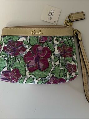 Coach Ashley Iris Floral Canvas Wristlet – NWT